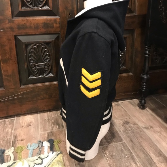 Vintage wool jacket - Picture 2 of 13